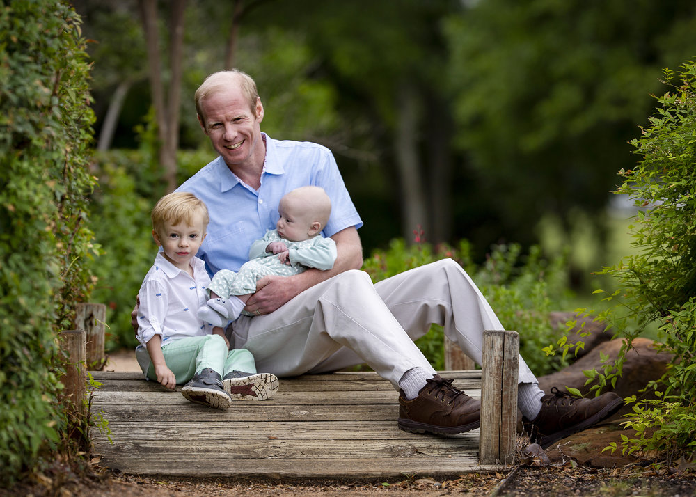 Meet the beautiful Ingram family! We had a perfect session on a beautiful day. Lots of smiles, laughter and a few dinosaurs too!